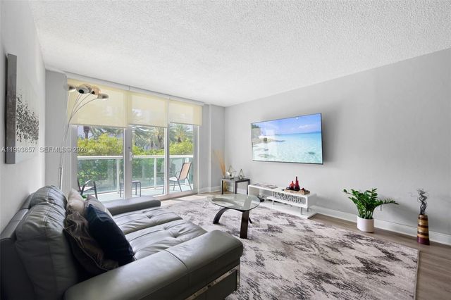 19370 Collins Avenue 225, Sunny Isles Beach, FL 33160
