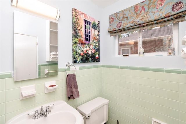 365 Mcdonald Avenue, Mobile, AL 36604