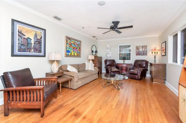 365 Mcdonald Avenue, Mobile, AL 36604