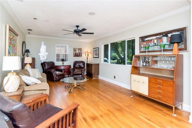 365 Mcdonald Avenue, Mobile, AL 36604