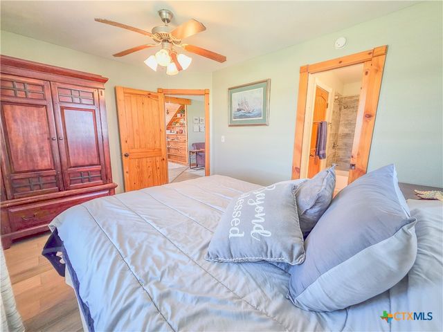 376 Haddock Drive, Palacios, TX 77465