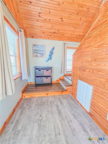 376 Haddock Drive, Palacios, TX 77465