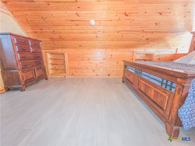 376 Haddock Drive, Palacios, TX 77465