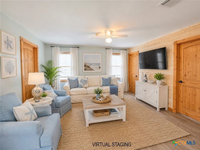 376 Haddock Drive, Palacios, TX 77465