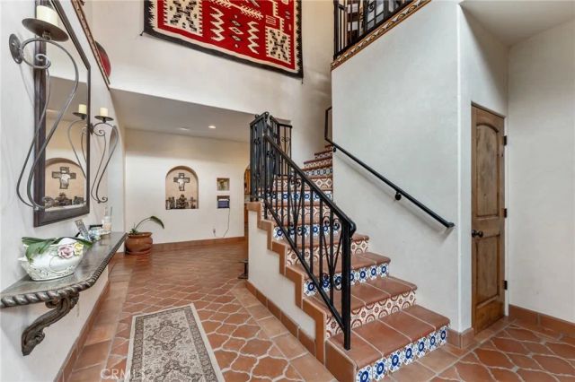 9075 Mesa Vista Street, Apple Valley, CA 92308