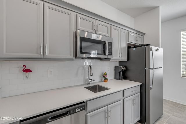 5256 Red Coral Circle, Mount Dora, FL 32757