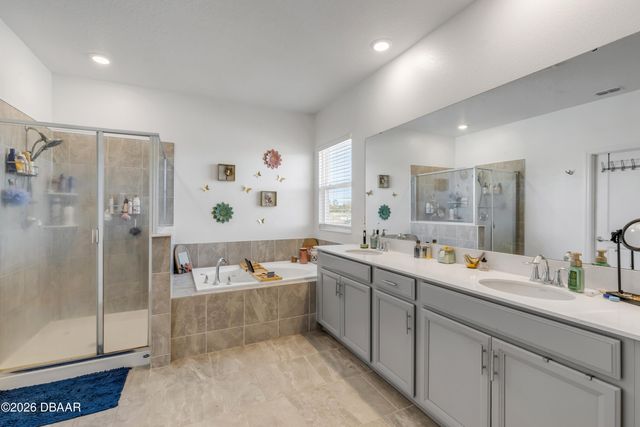 5256 Red Coral Circle, Mount Dora, FL 32757