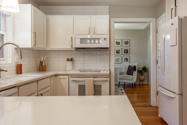 156 Hickory Court, Oregon, WI 53575