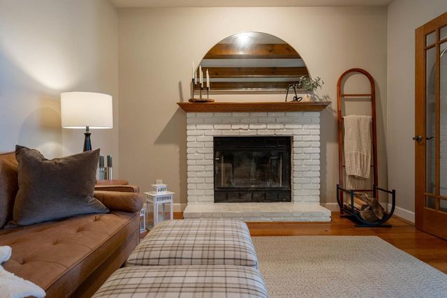 156 Hickory Court, Oregon, WI 53575