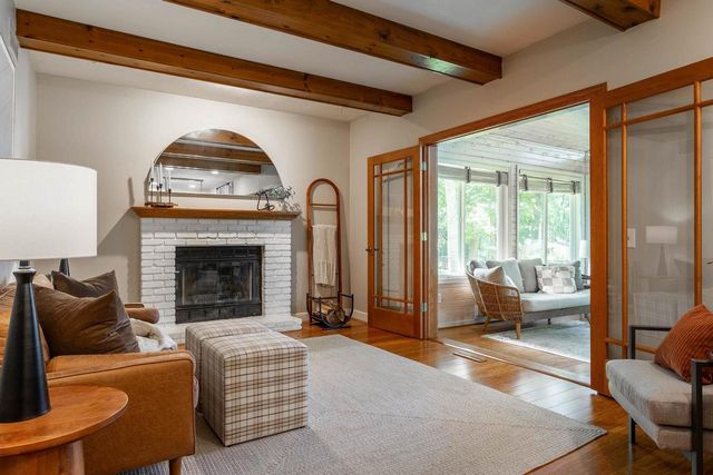 156 Hickory Court, Oregon, WI 53575