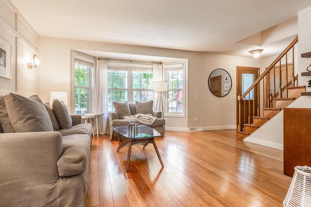 156 Hickory Court, Oregon, WI 53575