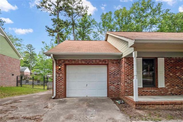 1274 Arailia Drive, Fayetteville, NC 28314