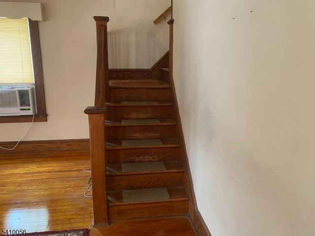 361 W 5Th Ave, Roselle Boro, NJ 07203