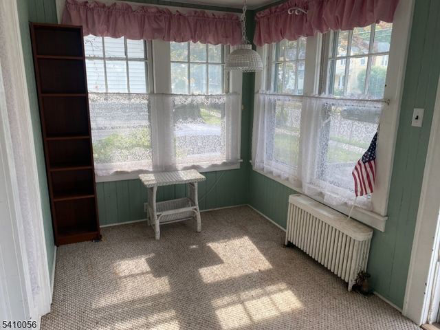 361 W 5Th Ave, Roselle Boro, NJ 07203