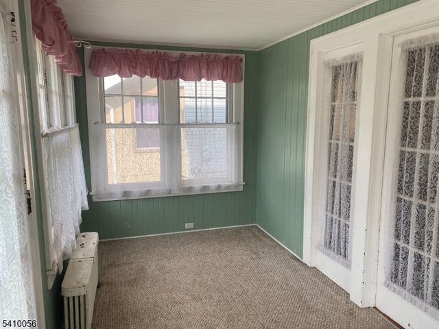 361 W 5Th Ave, Roselle Boro, NJ 07203