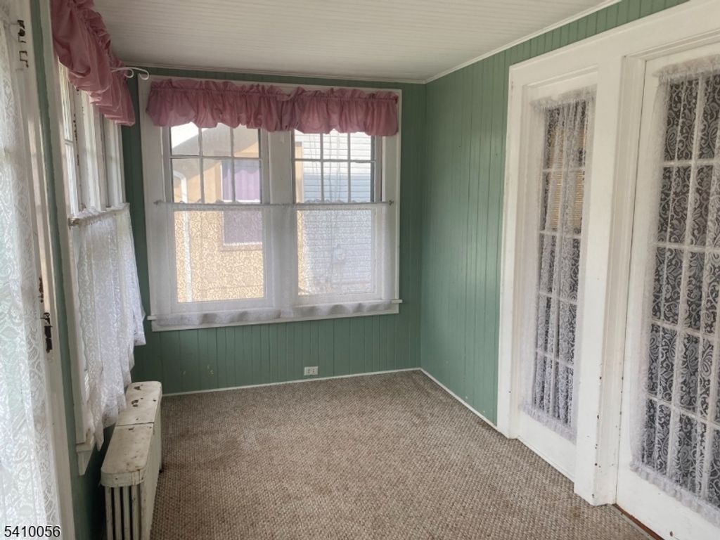 361 W 5Th Ave, Roselle Boro, NJ 07203 — photo 4