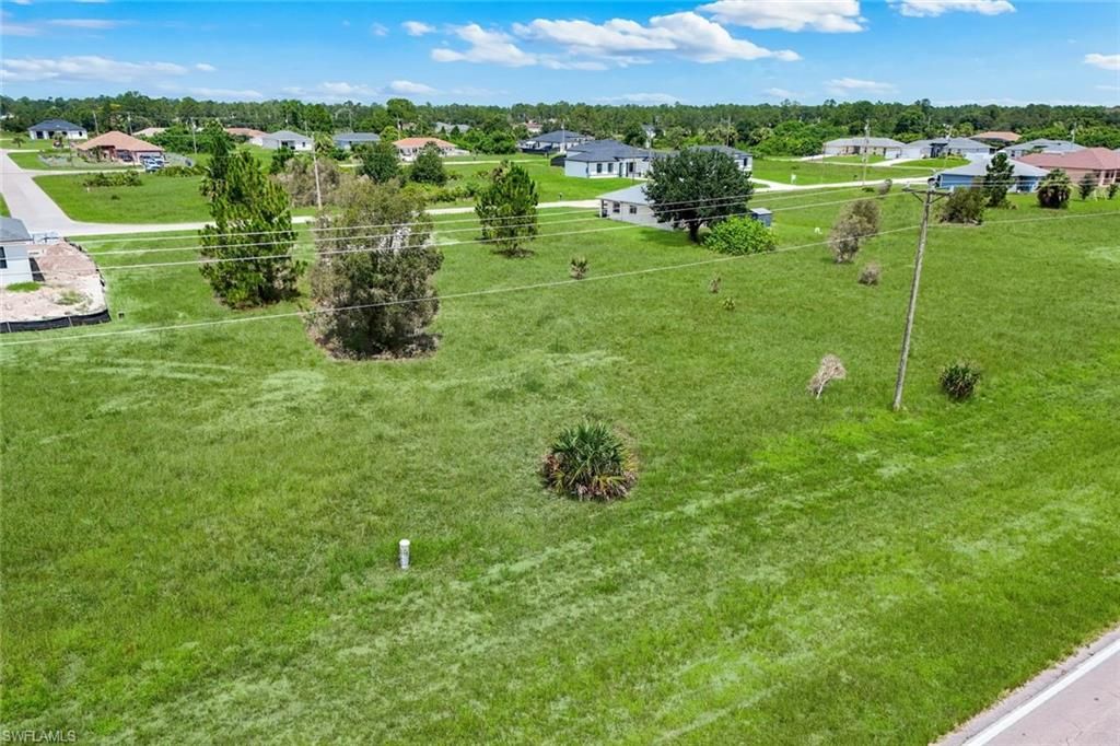 922 Columbus BLVD, LEHIGH ACRES, FL 33974 — photo 3