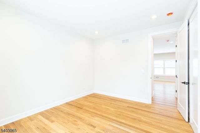 86 Albert Ave, Edison Twp., NJ 08837