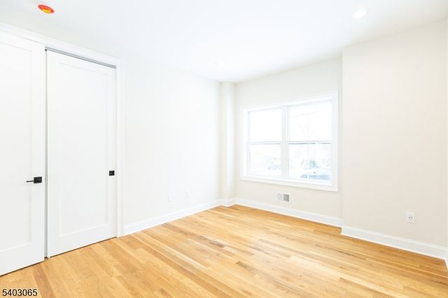 86 Albert Ave, Edison Twp., NJ 08837