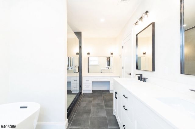 86 Albert Ave, Edison Twp., NJ 08837