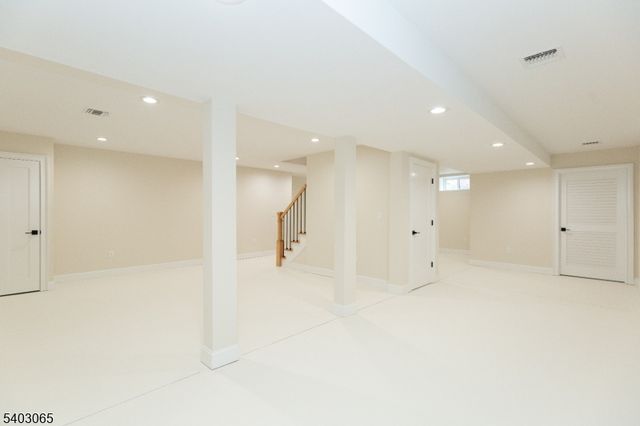 86 Albert Ave, Edison Twp., NJ 08837