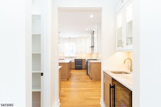 86 Albert Ave, Edison Twp., NJ 08837