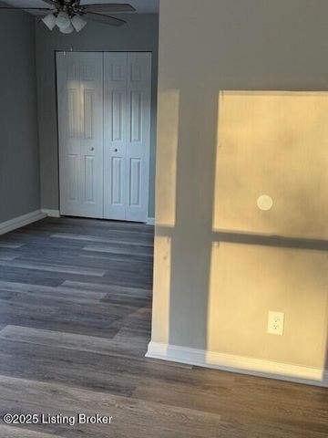 4209 Saint Francis Ln, Louisville, KY 40218