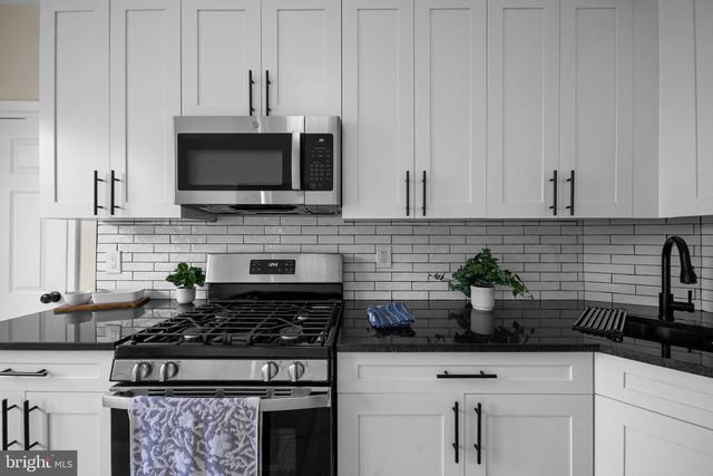 7608 CHELWYNDE AVE, Philadelphia, PA 19153