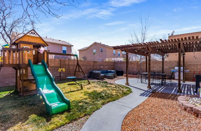 8304 Mandarin Place NW, Albuquerque, NM 87120