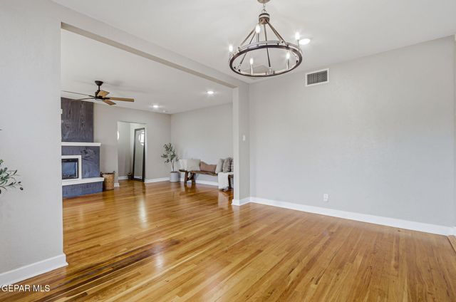 4740 Cumberland Circle, El Paso, TX 79903
