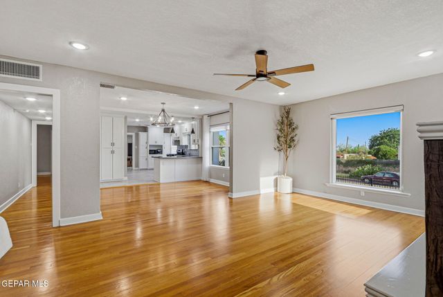 4740 Cumberland Circle, El Paso, TX 79903