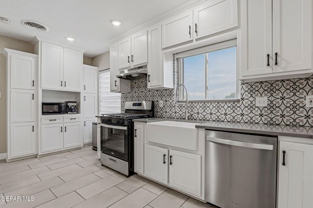 4740 Cumberland Circle, El Paso, TX 79903