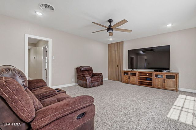 4740 Cumberland Circle, El Paso, TX 79903