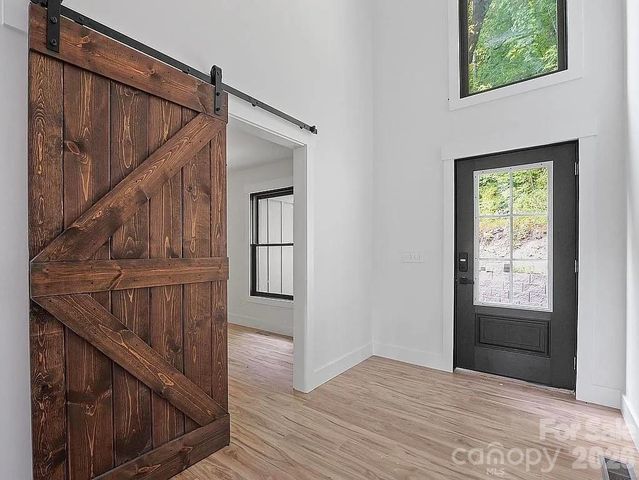 384 Cascada Vista Drive, Chimney Rock, NC 28720