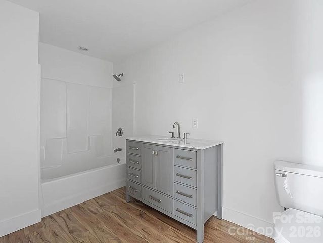 384 Cascada Vista Drive, Chimney Rock, NC 28720