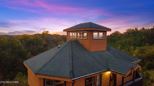 2081 Kerr Rd, Sevierville, TN 37876