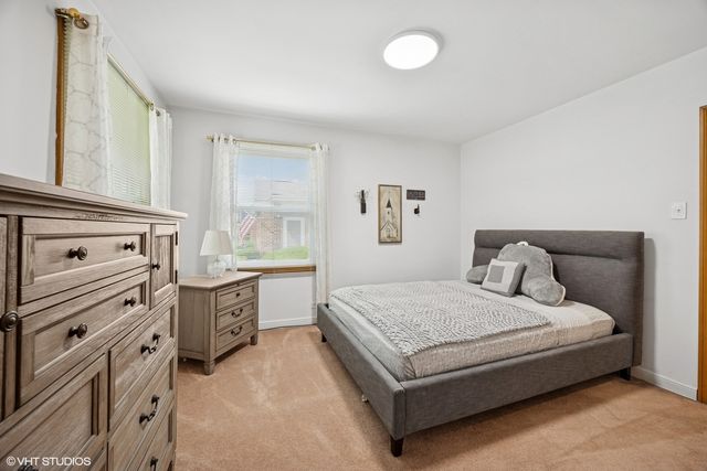 1803 Balmoral Avenue, Westchester, IL 60154