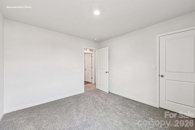 2122 10th Street SE, Hickory, NC 28602