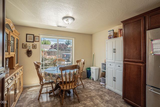 7431 Jerae Place, White City, OR 97503