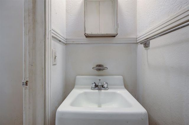 801 NE 33rd Street, Oklahoma City, OK 73105
