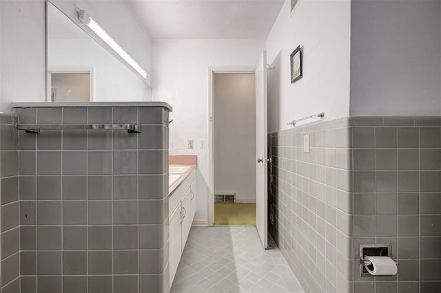 801 NE 33rd Street, Oklahoma City, OK 73105