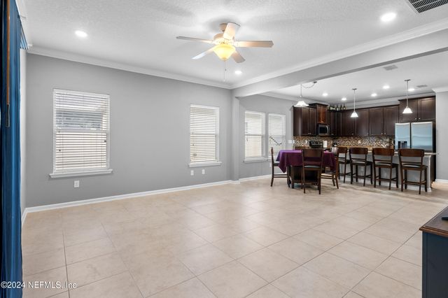 10100 DOGWOOD CREEK Drive, Jacksonville, FL 32222