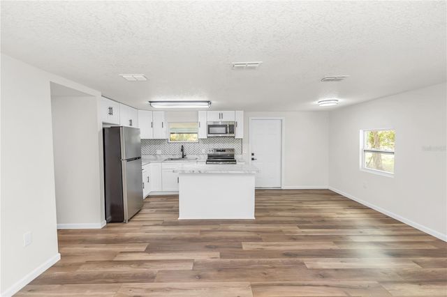 18514 SEAFORD AVENUE, Orlando, FL 32820