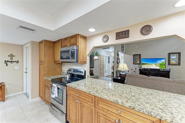 1505 BLUE OAK LANE, Bradenton, FL 34209