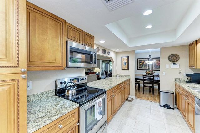 1505 BLUE OAK LANE, Bradenton, FL 34209