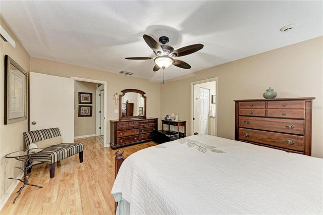 1505 BLUE OAK LANE, Bradenton, FL 34209