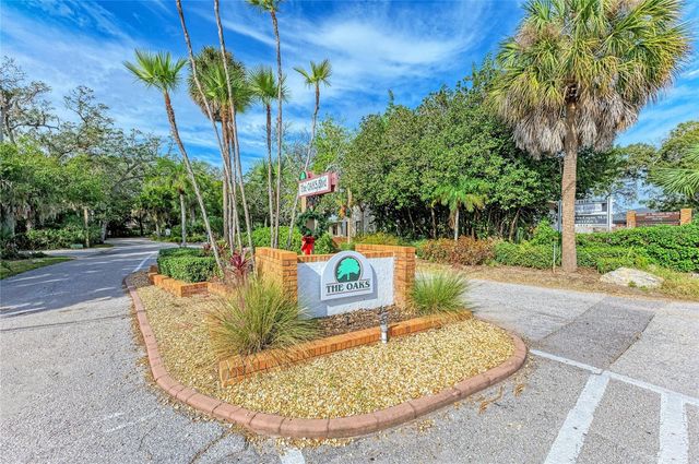 1505 BLUE OAK LANE, Bradenton, FL 34209