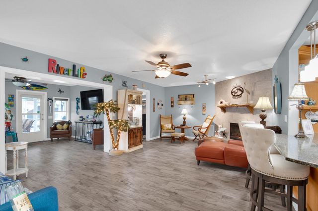 4121 S Roosevelt Point, Homosassa, FL 34448