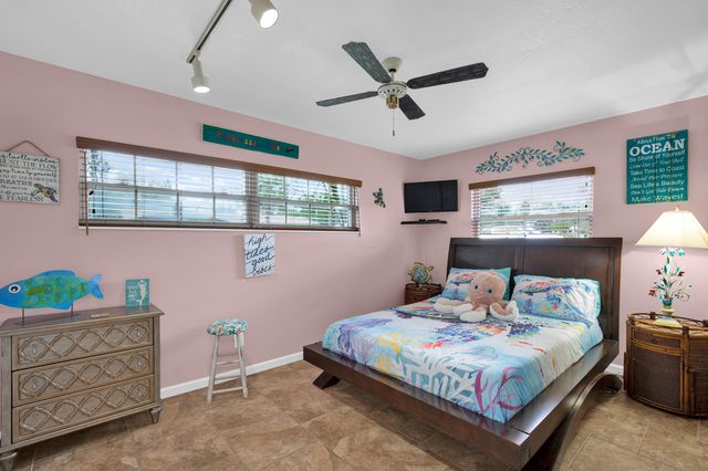 4121 S Roosevelt Point, Homosassa, FL 34448