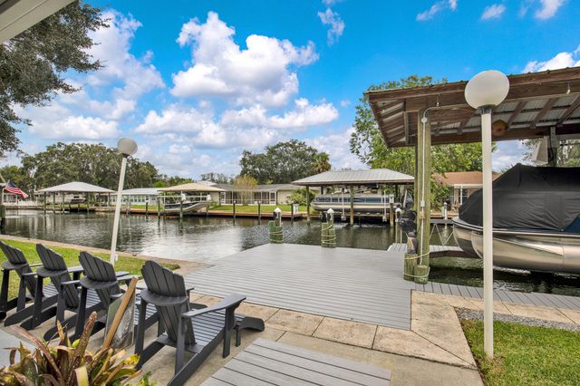 4121 S Roosevelt Point, Homosassa, FL 34448